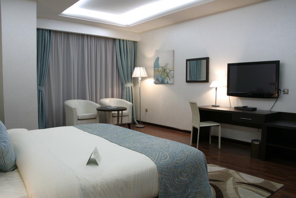 Hotel Gokulam Park Dauhá Exteriér fotografie