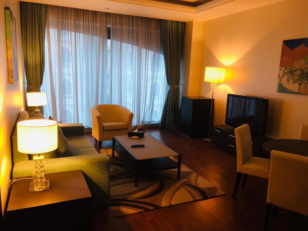 Hotel Gokulam Park Dauhá Exteriér fotografie